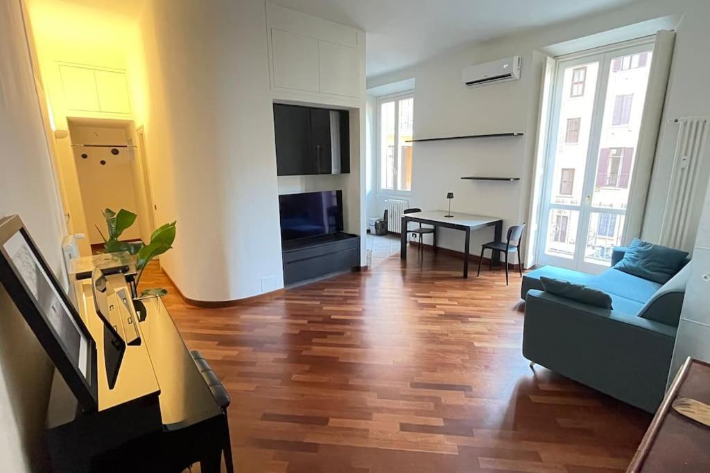 Apartmán "Iris" Milano Lunigiana In Stazione Centrale Exteriér fotografie